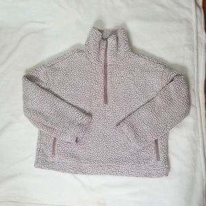 Worn twice. Sherpa three quarter zipper pullover.
